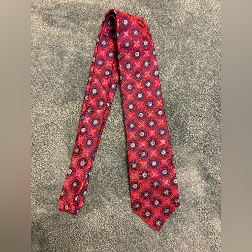 🔴2/$10- XMI Platinum Red Patterned Tie